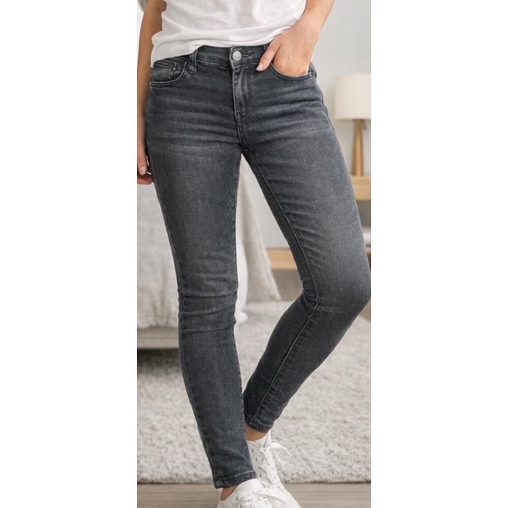 American Eagle Jeans Womens 6 Gray Next Level Stretch Skinny Denim